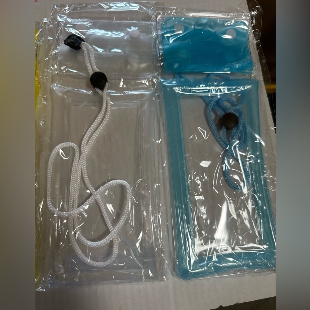 Waterproof Phone Pouch Cellphone Case With Lanyard Strap Bundle Set 6 Pack NEW - Picture 4 of 9